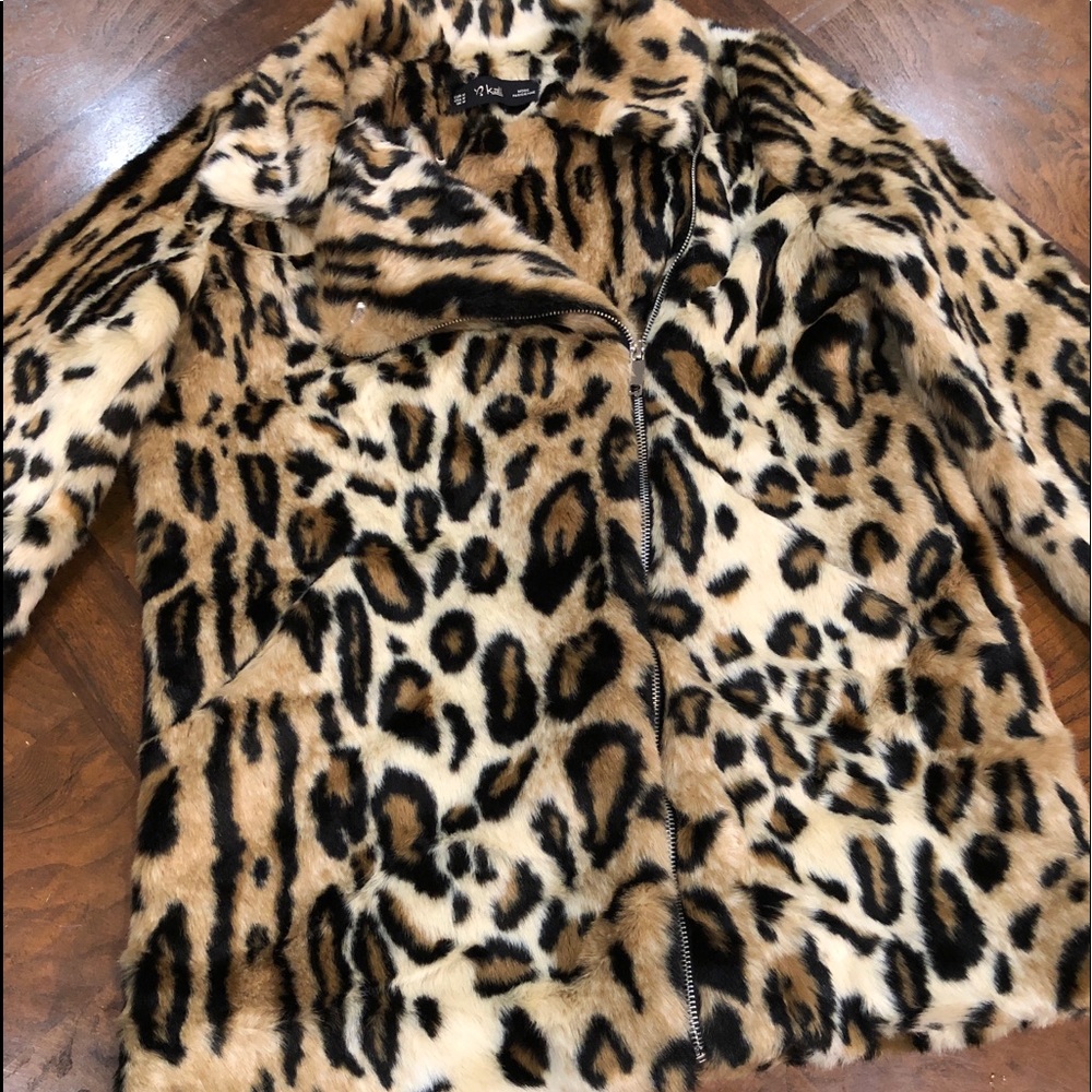 K. Zell leopard ANIMAL PRINT 🐆 fur mob wives coat zip UP size M